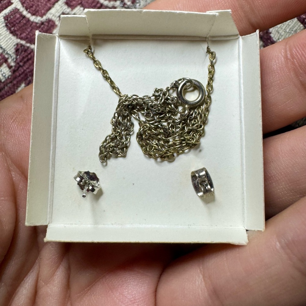 ‘70’s Antique Santa Chain with Pendant and Matching Earrings Set - Picture 11 of 13